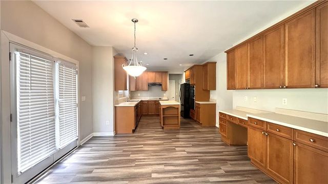3953 Lost Oak Drive, Buford, GA 30519