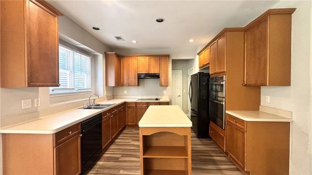 3953 Lost Oak Drive, Buford, GA 30519