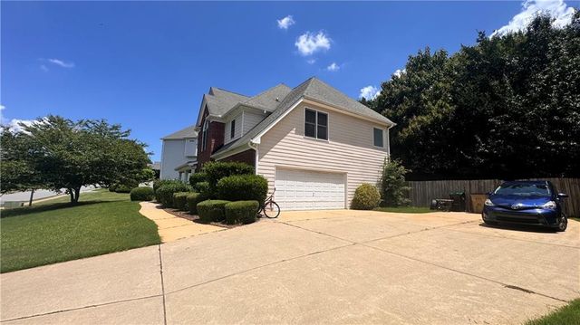 3953 Lost Oak Drive, Buford, GA 30519