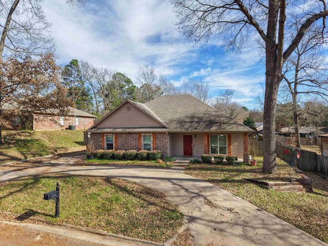 1703 Azalea St., Gilmer, TX 75644