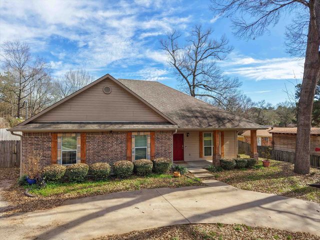 1703 Azalea St., Gilmer, TX 75644