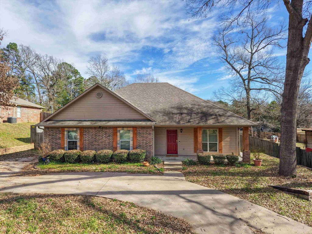 1703 Azalea St., Gilmer, TX 75644