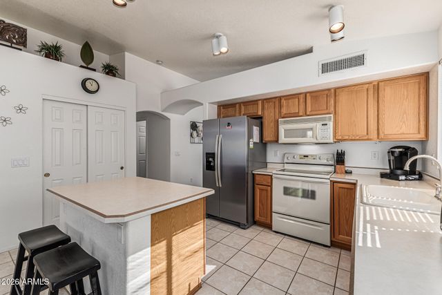 11544 W Mountain Lion Court, Surprise, AZ 85378