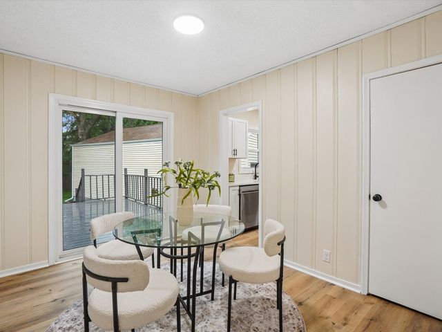 1724 E 29th Street, Des Moines, IA 50317