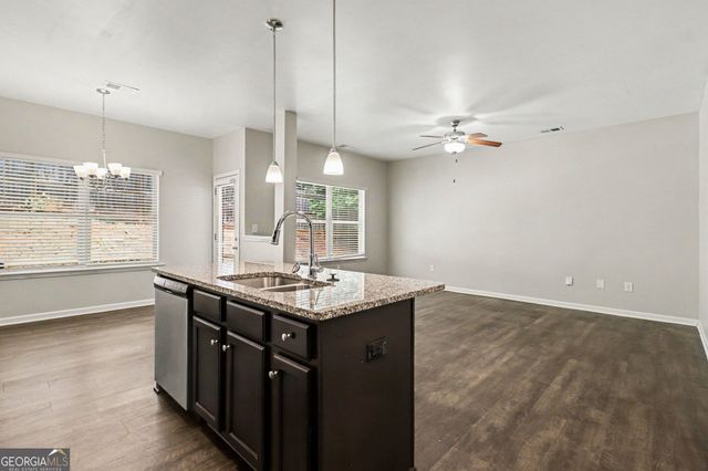 165 Southwind Circle, Newnan, GA 30265