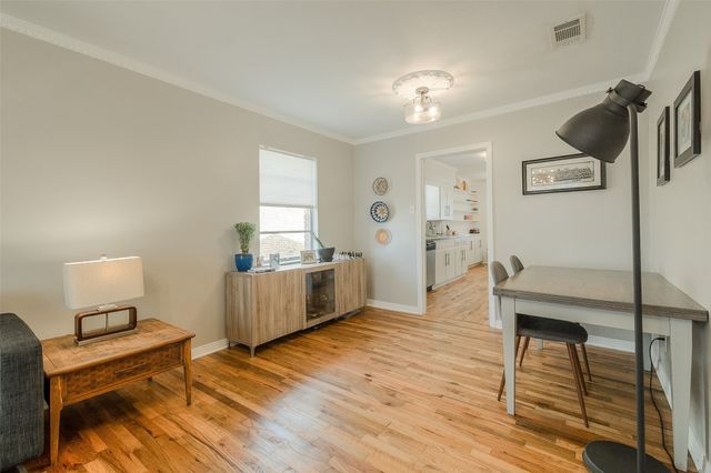 8925 Stanwood Drive, Dallas, TX 75228