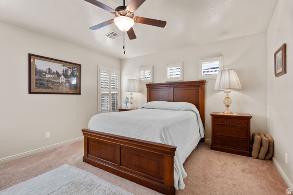 Image 15 of property listing at 336 E DESERT ROSE WAY, Ivins, UT 84738