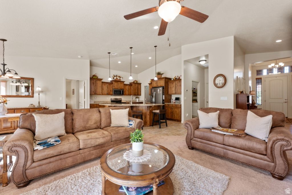 Image 9 of property listing at 336 E DESERT ROSE WAY, Ivins, UT 84738