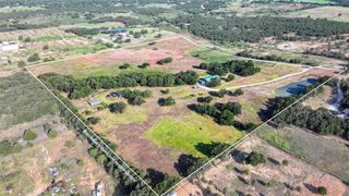 381 W Mccool Road, Nocona, TX 76255
