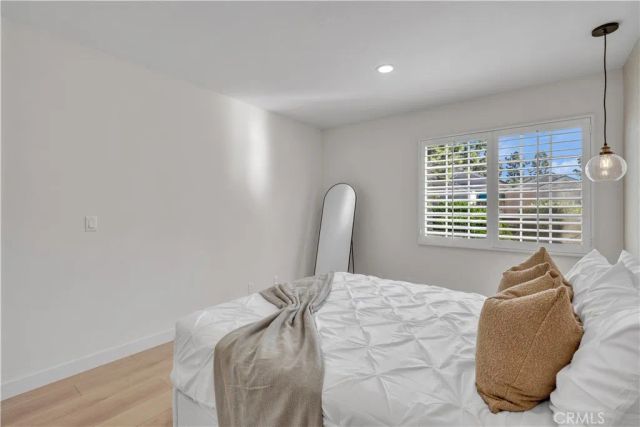 21 Lakefront, Irvine, CA 92604