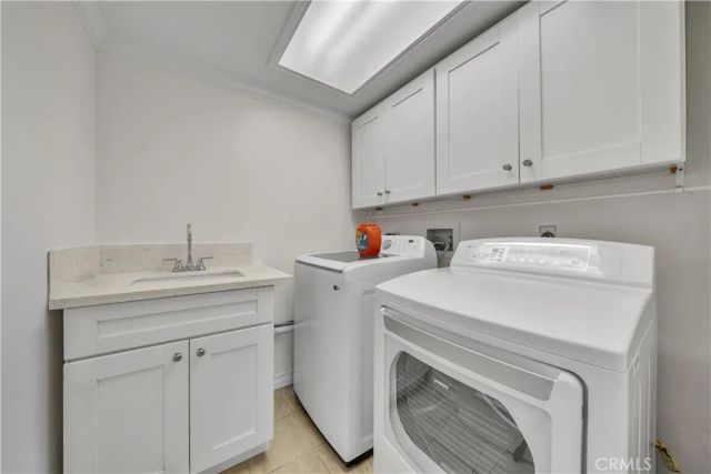 21 Lakefront, Irvine, CA 92604