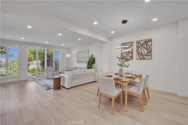 21 Lakefront, Irvine, CA 92604