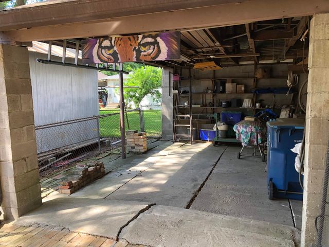 428 Avenue C, Port Allen, LA 70767