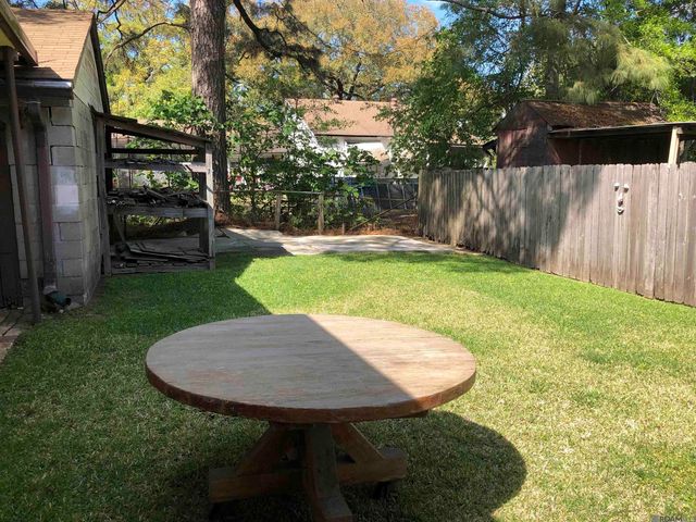 428 Avenue C, Port Allen, LA 70767