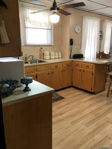 428 Avenue C, Port Allen, LA 70767