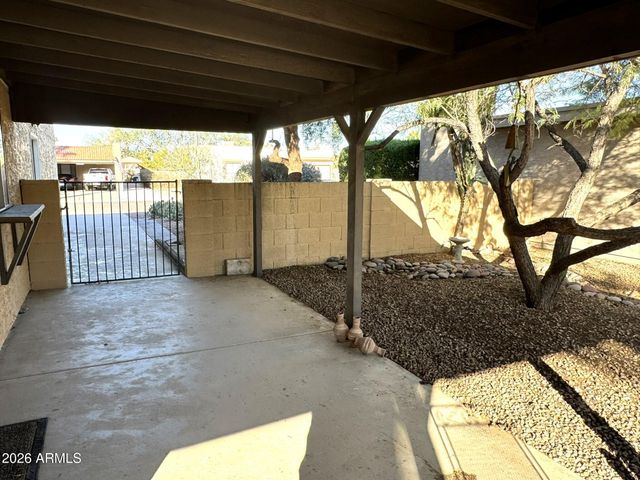 25407 S PINEWOOD Drive, Sun Lakes, AZ 85248