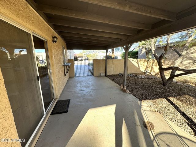 25407 S PINEWOOD Drive, Sun Lakes, AZ 85248