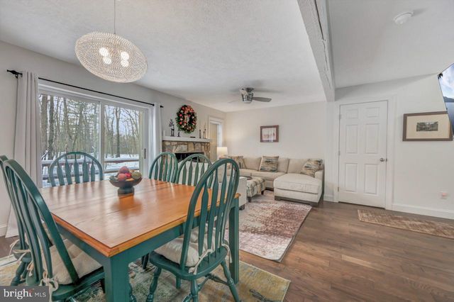 38 ALPINE, Lake Harmony, PA 18624