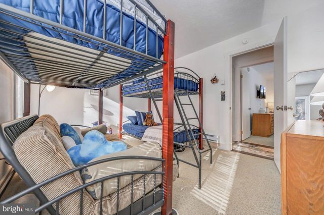 38 ALPINE, Lake Harmony, PA 18624