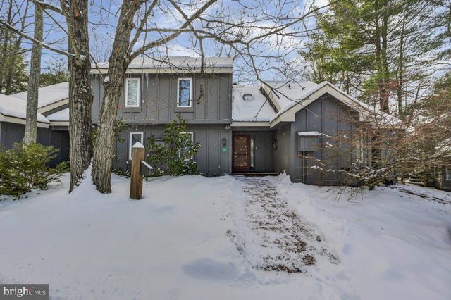 38 ALPINE, Lake Harmony, PA 18624