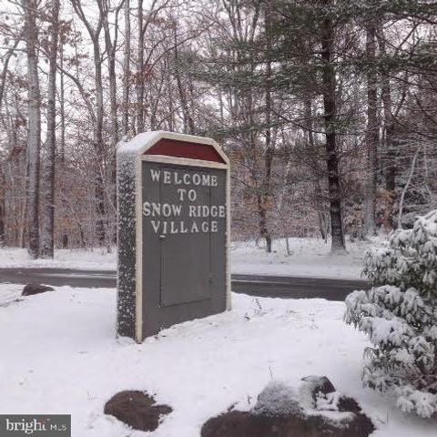 38 ALPINE, Lake Harmony, PA 18624