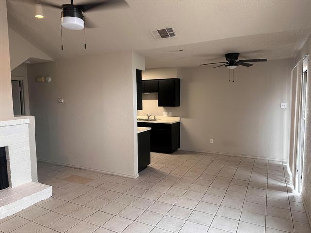 205 S Kenney Street C, Kennedale, TX 76060