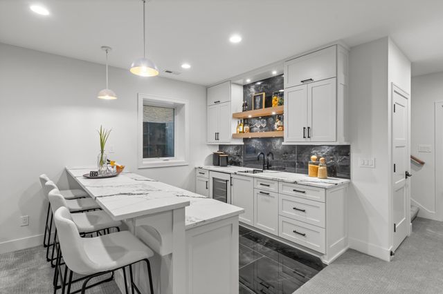 4924 Abbott Avenue S, Minneapolis, MN 55410