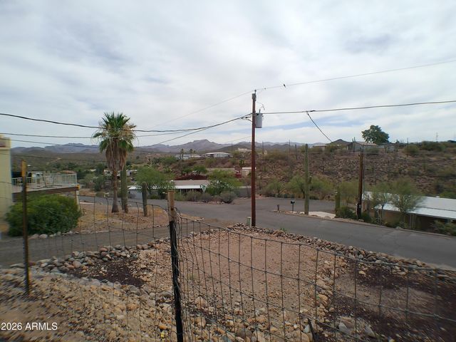 84 N RITA Avenue, Queen Valley, AZ 85118