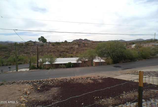 84 N RITA Avenue, Queen Valley, AZ 85118