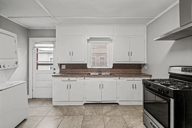 813 Wood St, Houma, LA 70360