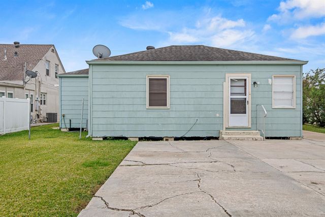 813 Wood St, Houma, LA 70360