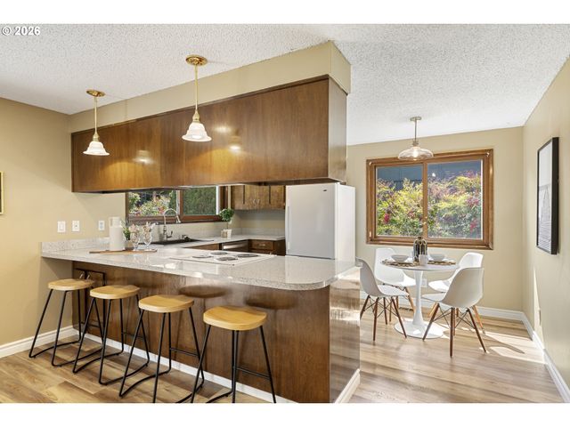 14576 Se BONNIE Way, Milwaukie, OR 97267