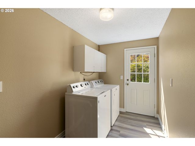 14576 Se BONNIE Way, Milwaukie, OR 97267