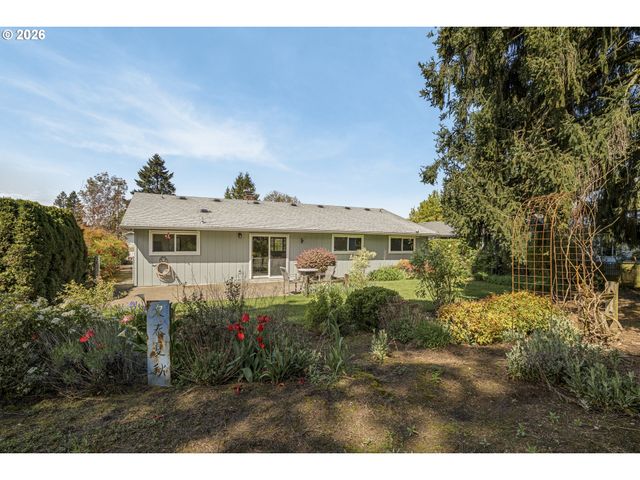 14576 Se BONNIE Way, Milwaukie, OR 97267
