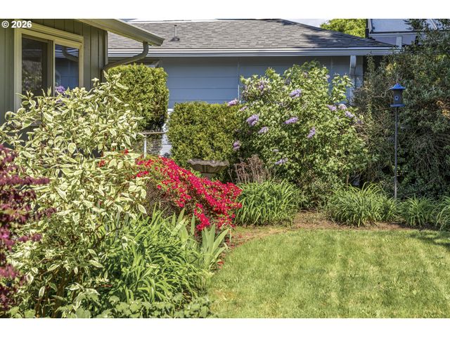 14576 Se BONNIE Way, Milwaukie, OR 97267