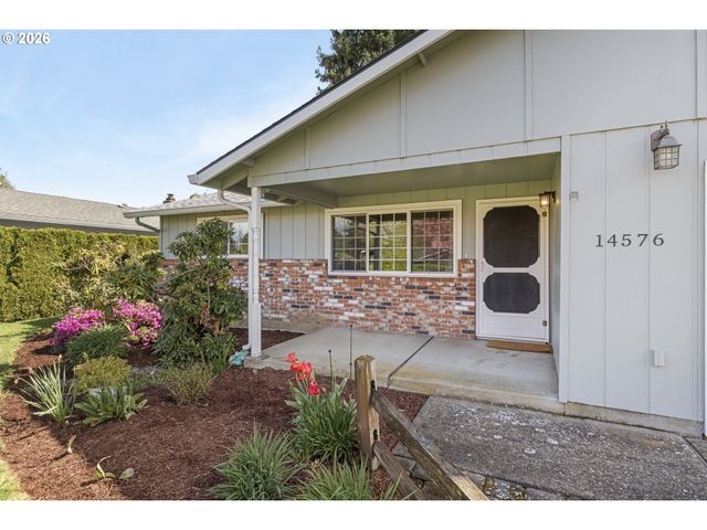 14576 Se BONNIE Way, Milwaukie, OR 97267