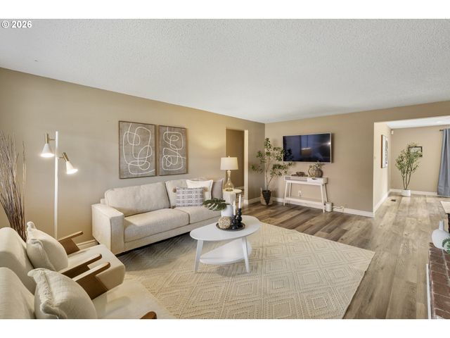 14576 Se BONNIE Way, Milwaukie, OR 97267