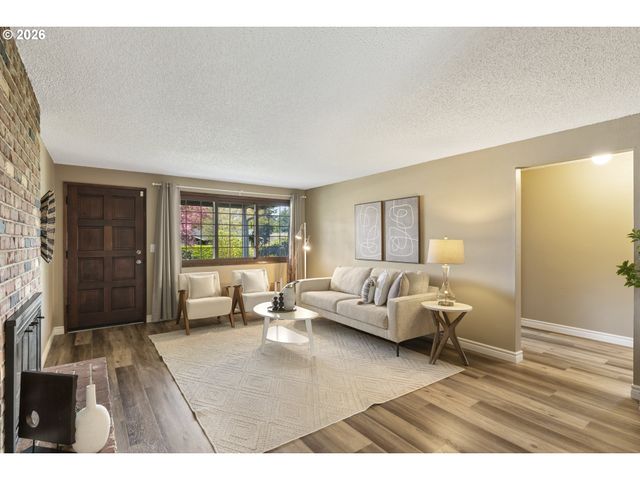 14576 Se BONNIE Way, Milwaukie, OR 97267