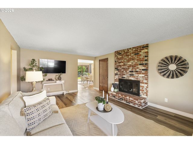 14576 Se BONNIE Way, Milwaukie, OR 97267