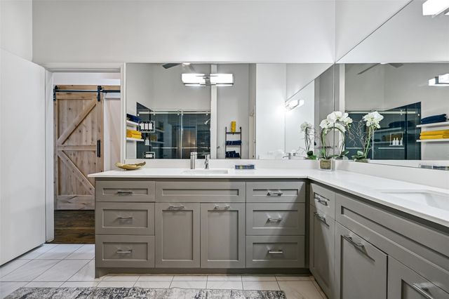 2400 Mechanic Street 204, Galveston, TX 77550