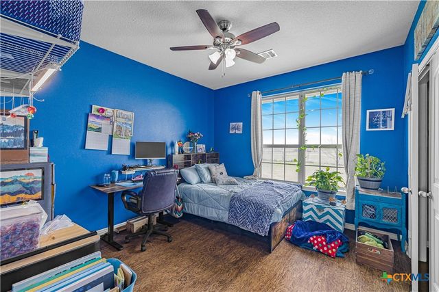 1032 Levi Sloan Road, Victoria, TX 77904