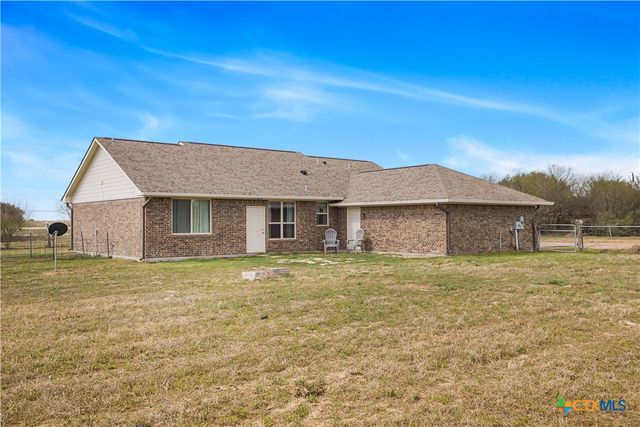 1032 Levi Sloan Road, Victoria, TX 77904
