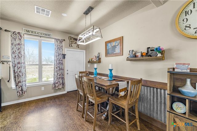 1032 Levi Sloan Road, Victoria, TX 77904