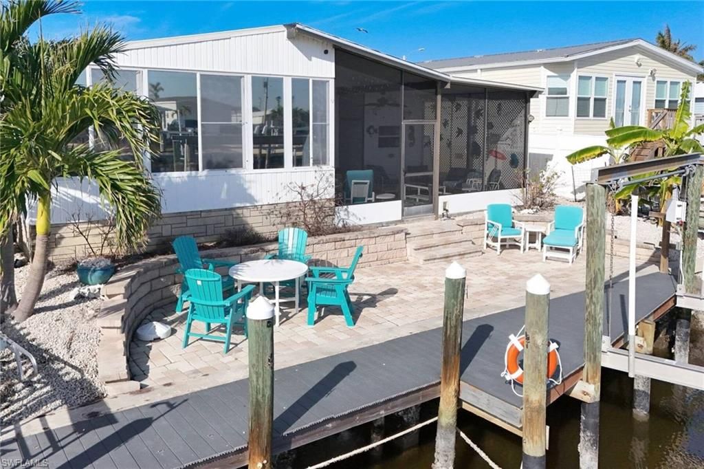 3070 Harpoon LN, ST. JAMES CITY, FL 33956 — photo 4