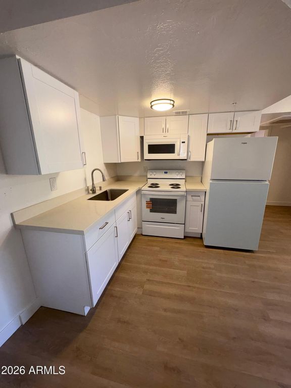 12221 W BELL Road 212, Surprise, AZ 85378