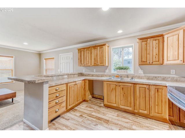 4264 Se 122ND Ave 13, Portland, OR 97236