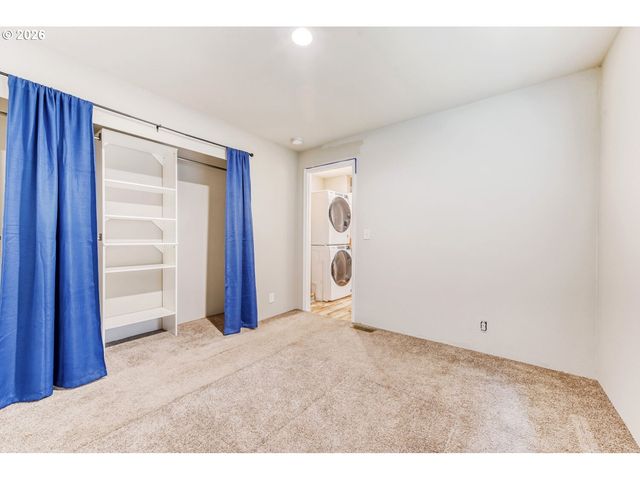 4264 Se 122ND Ave 13, Portland, OR 97236