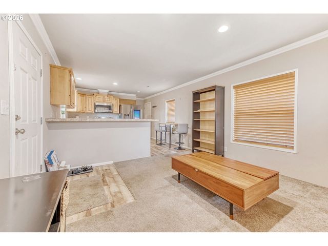 4264 Se 122ND Ave 13, Portland, OR 97236