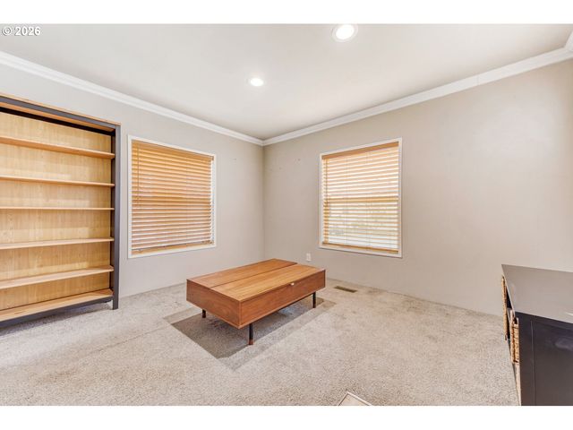 4264 Se 122ND Ave 13, Portland, OR 97236