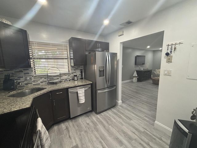 3751 COCOPLUM Circle 3564, Coconut Creek, FL 33063